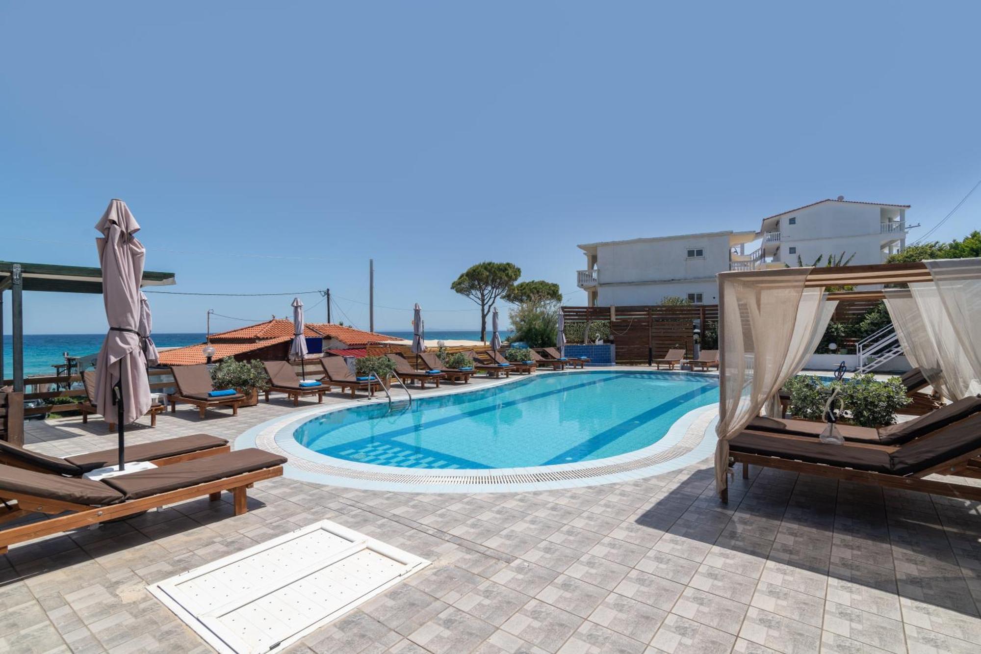 Amarylis Beachfront Studios Amoudi Bagian luar foto