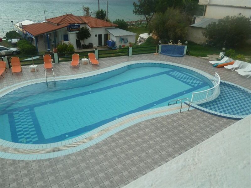 Amarylis Beachfront Studios Amoudi Bagian luar foto